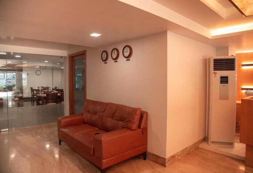 فندق Park Avenue Suites