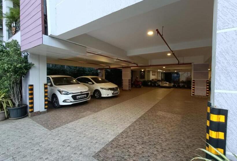 فندق Park Avenue Suites