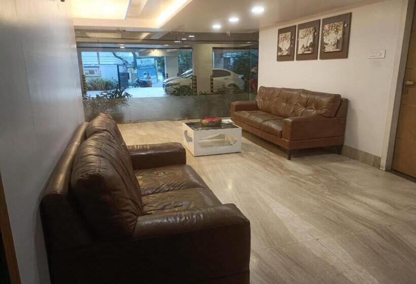 فندق Park Avenue Suites