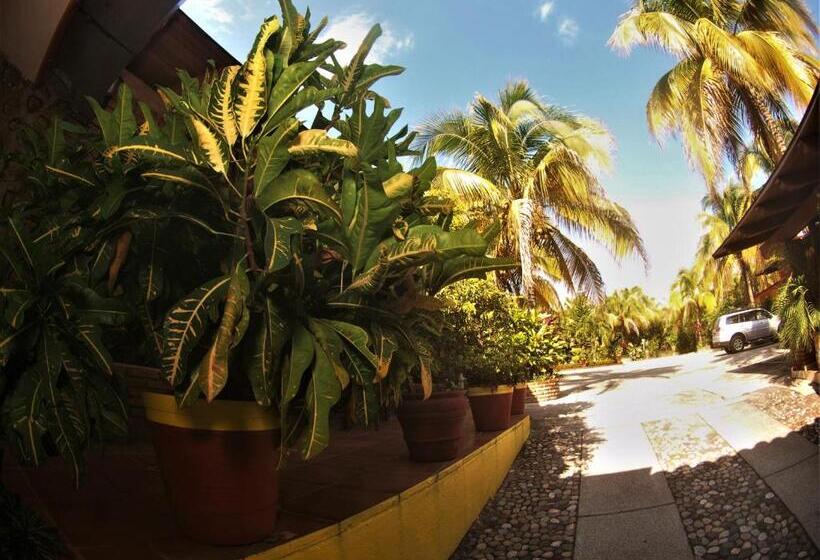 Quinta Comala Hotel & Villas