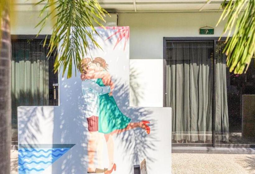 فندق Rawai Studios Resort By Oyo Rooms