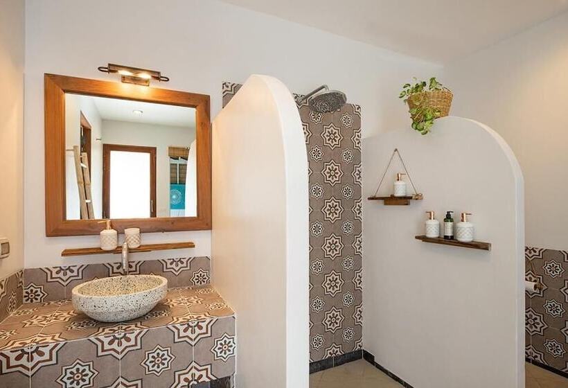 فندق Soul Villas By The Beach  Phuket