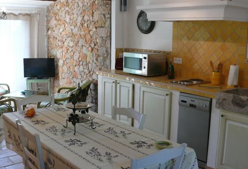 Les Bastides De L'auviduery