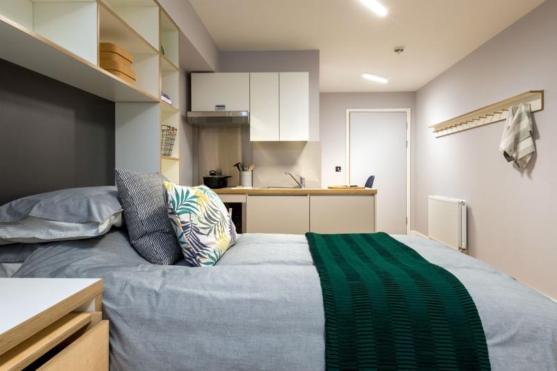 Magnificent Rooms Studios & Apartments