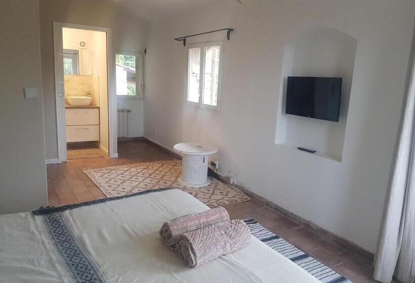 Mas Au Cœur De La Provence & Spa