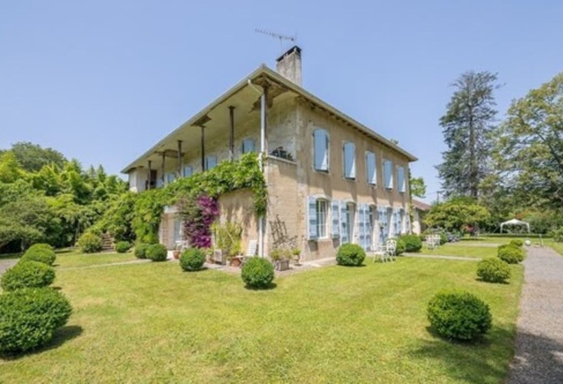 پانسیون Appart Hôtel Bellevue
