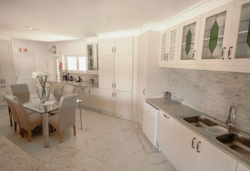 膳宿费 La Felicita Boutique Villas And Apartments