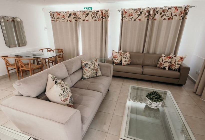 膳宿费 La Felicita Boutique Villas And Apartments