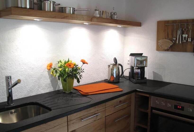 ペンション Landhaus Am Arzbach