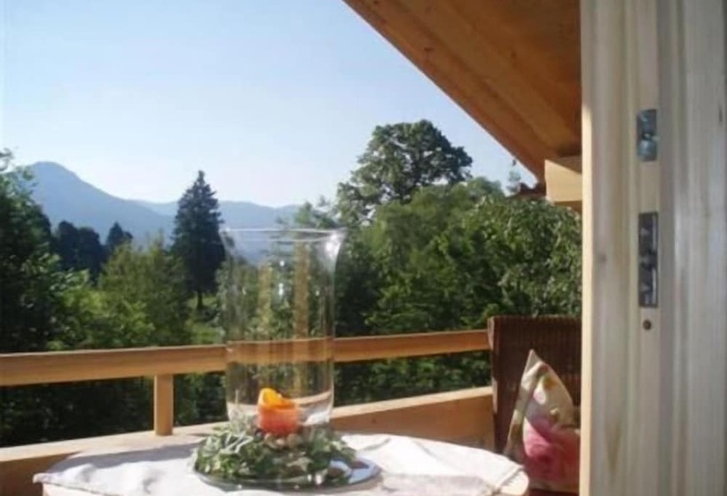 ペンション Landhaus Am Arzbach