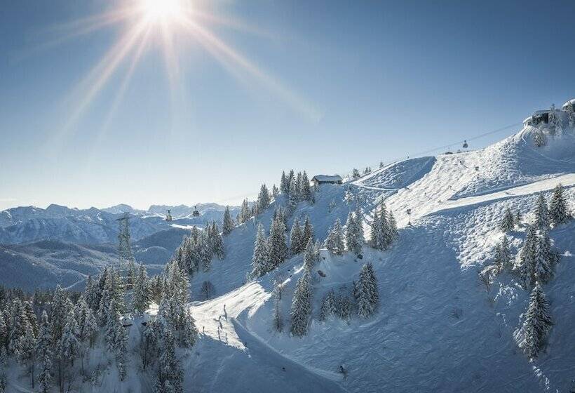 ペンション Landhaus Am Arzbach