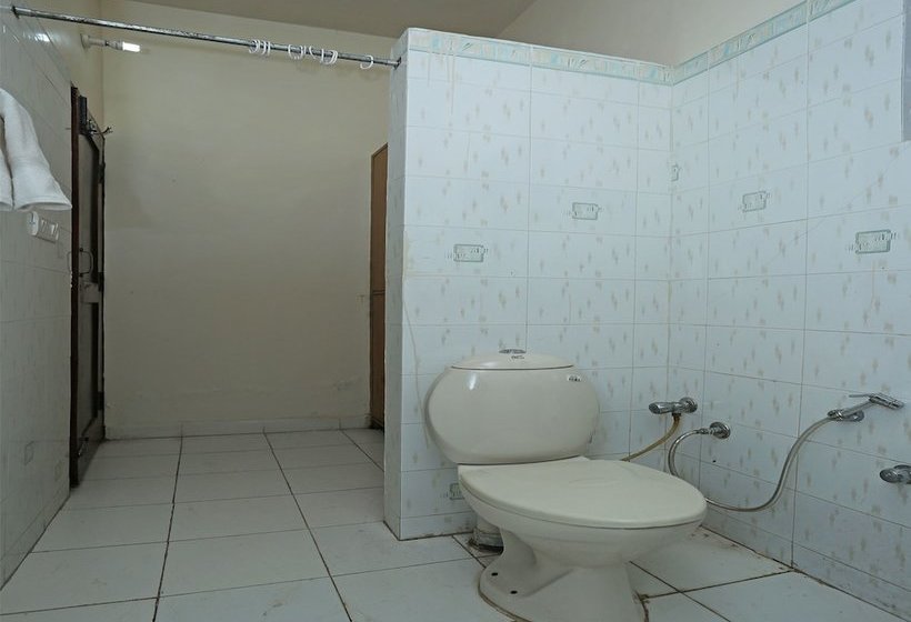 ペンション Oyo Home 10923 Cozy Cottage