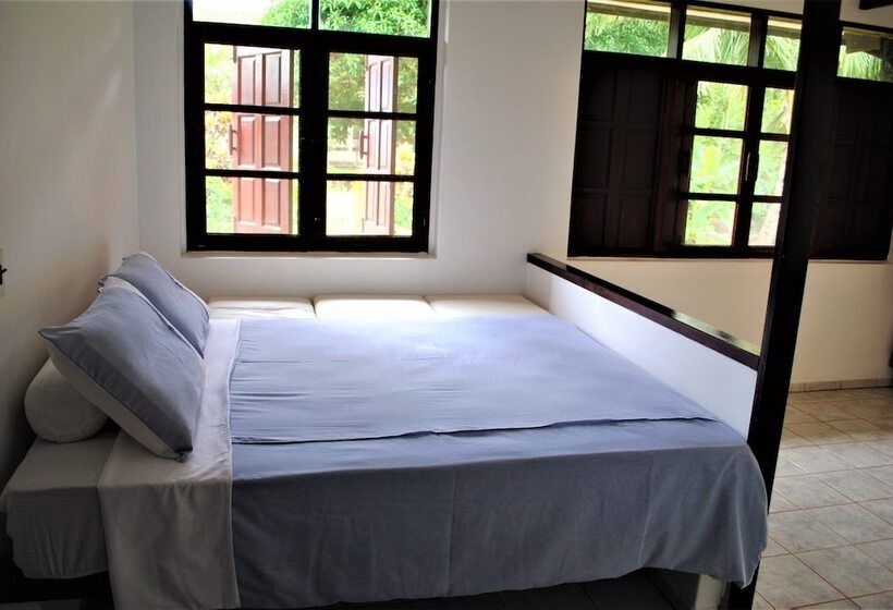 ペンション Swiss Sawasdee Koh Mak