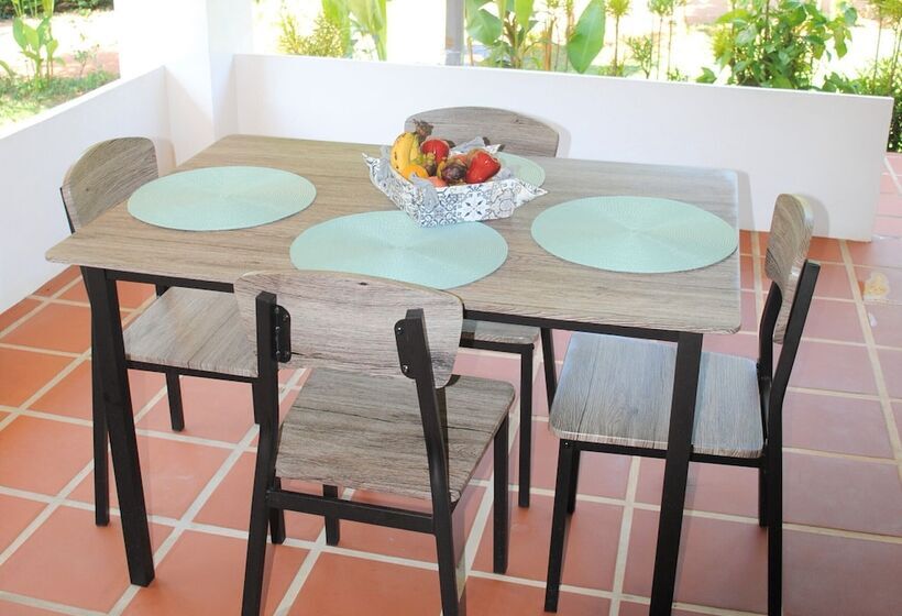 ペンション Swiss Sawasdee Koh Mak