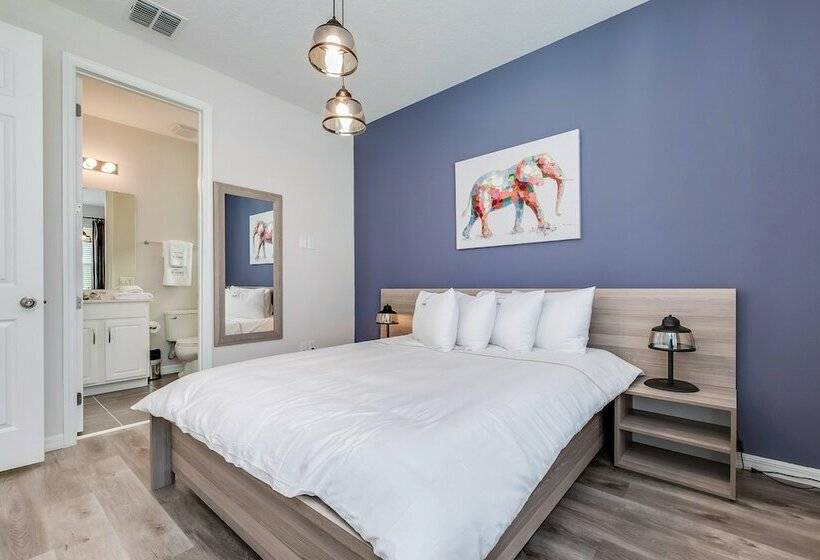 Phenomenal 8b 1810s Villa With Pool, Spa & Movie Theater