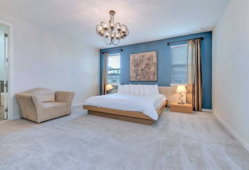 Phenomenal 8b 1810s Villa With Pool, Spa & Movie Theater