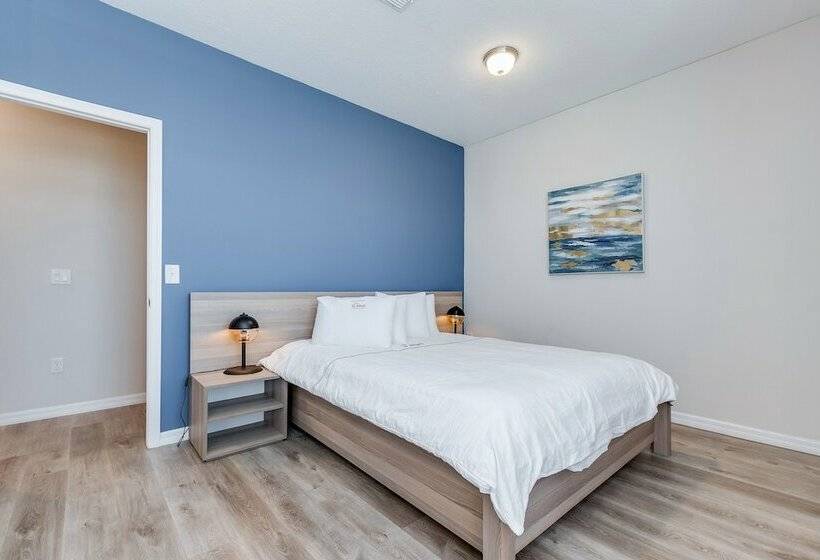 Phenomenal 8b 1810s Villa With Pool, Spa & Movie Theater