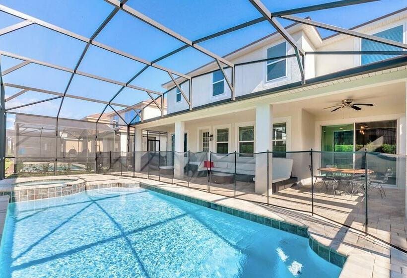 Phenomenal 8b 1810s Villa With Pool, Spa & Movie Theater