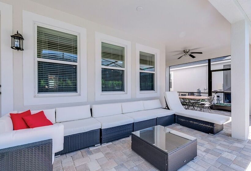 Phenomenal 8b 1810s Villa With Pool, Spa & Movie Theater