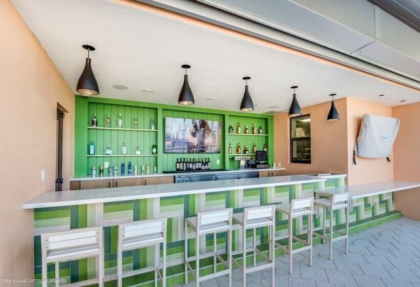 Phenomenal 8b 1810s Villa With Pool, Spa & Movie Theater