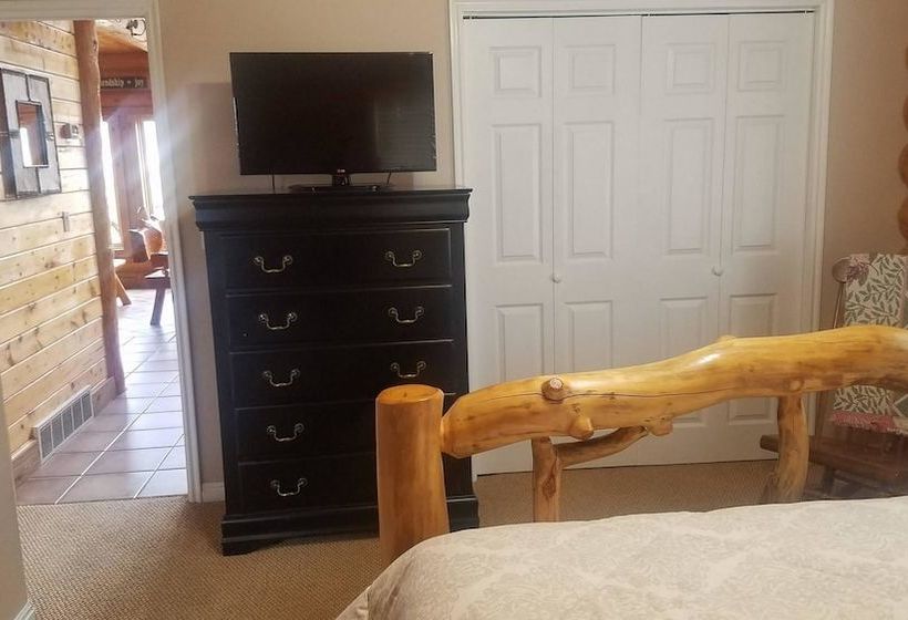 Red Rock Ranch Cabin