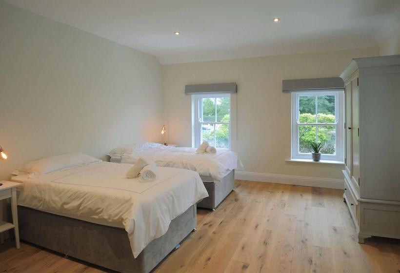 إقامة Rosevean House