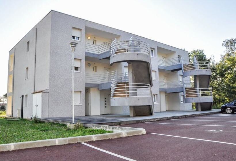 레지던스 Résidence Pinarello