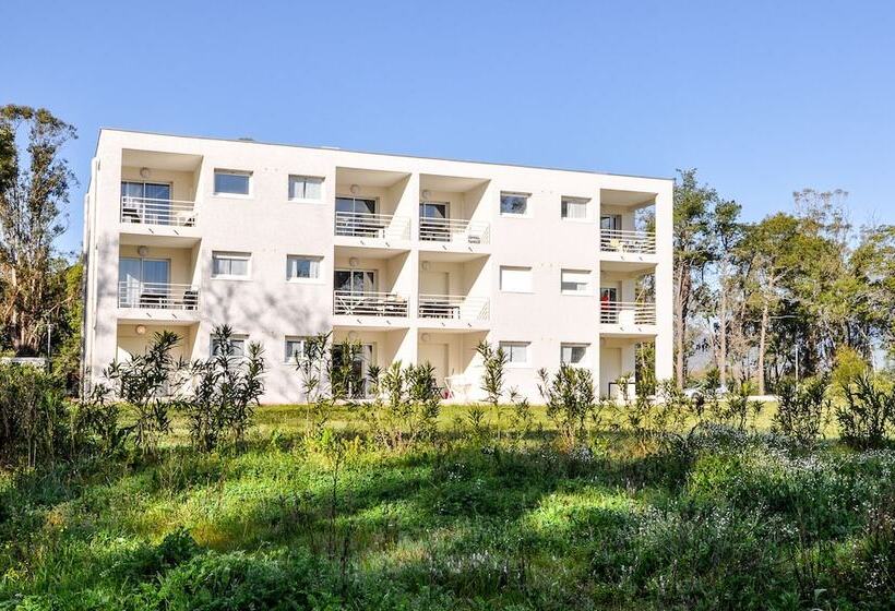 레지던스 Résidence Pinarello