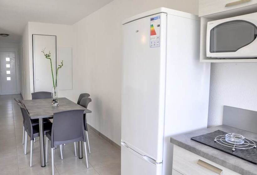 레지던스 Résidence Pinarello