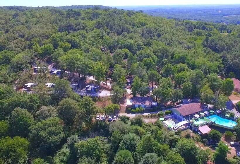 אתר נופש Village & Spa Les Ventoulines