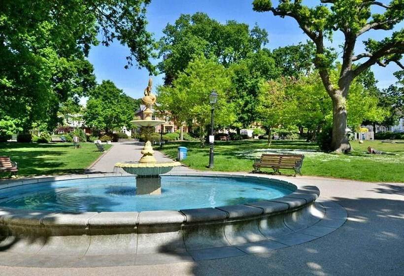 The Old Stable, Lower Parkstone, Poole