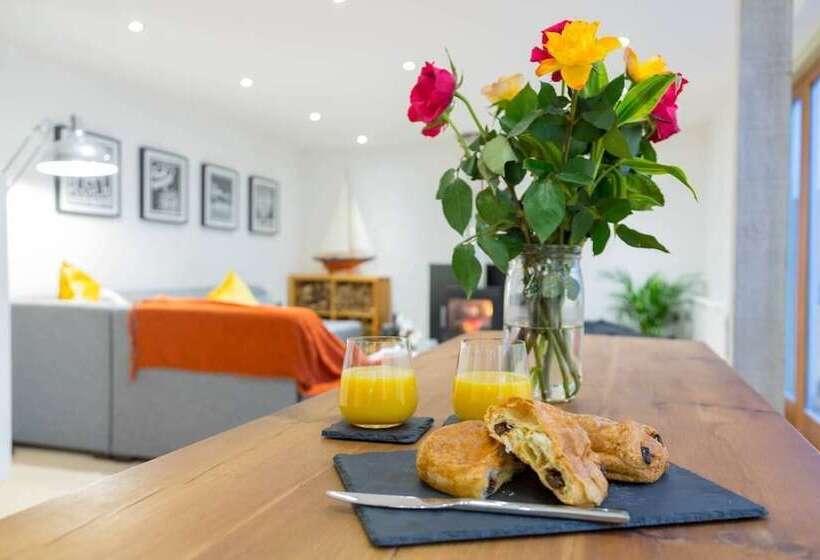 The Old Stable, Lower Parkstone, Poole