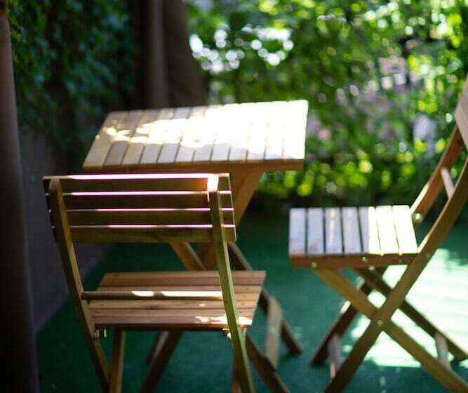 Veranda House On Samreklo 25