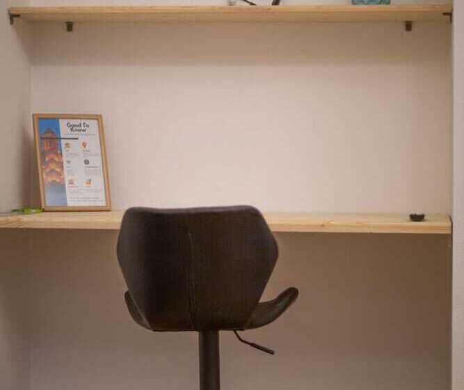 Veranda House On Samreklo 25