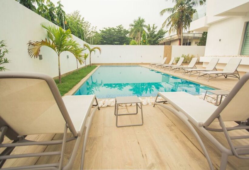 Accra Luxury Apartments At The Lul Water