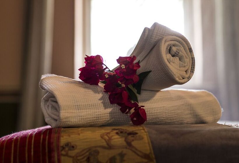 African Relish Cottages