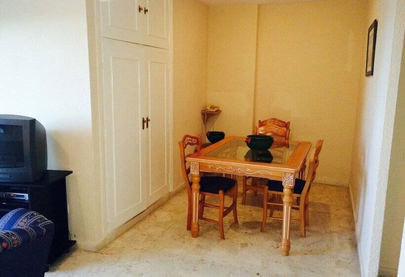 Apartamentos Coronado