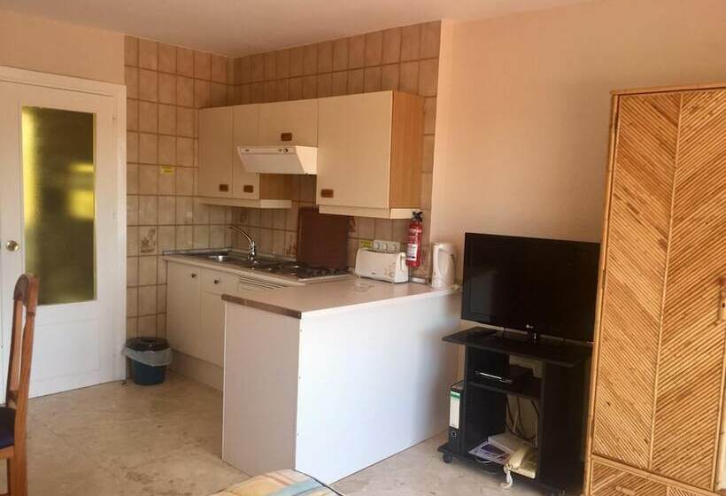 Apartamentos Coronado