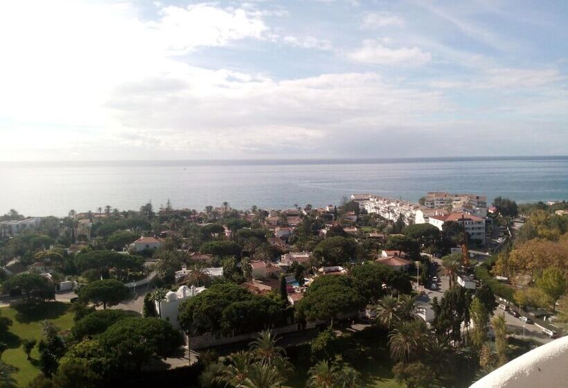 Apartamentos Coronado