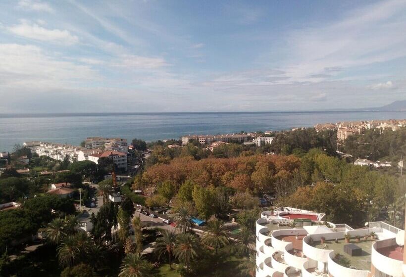 Apartamentos Coronado