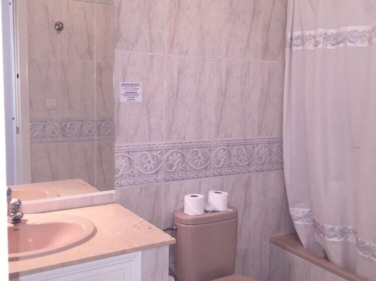 Apartamentos El Toro