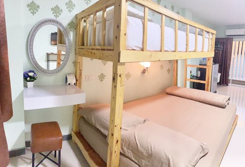 At Sleep Hotel Laemchabang