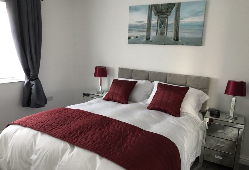 Barn Cottages Iscoyd