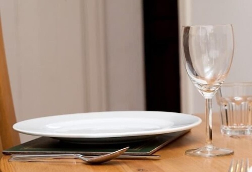 Bronfelin & Troedyrhiw Holiday Cottages