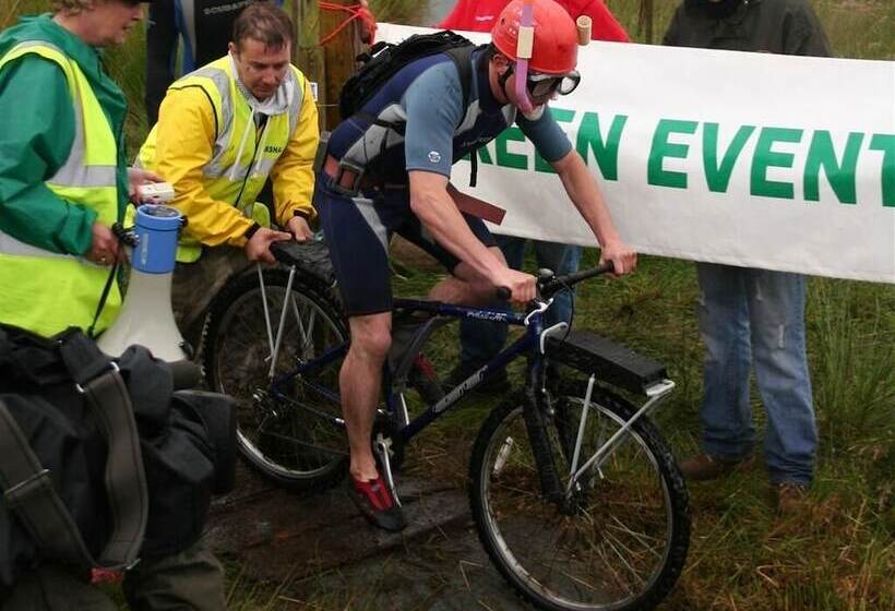 Bronfelin & Troedyrhiw Holiday Cottages