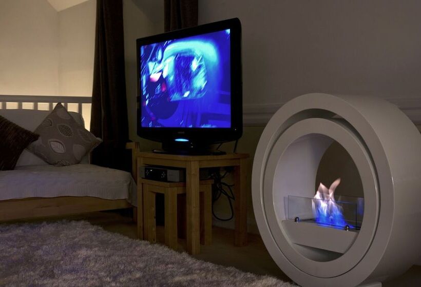 Bryn Melyn Farm Cottages  5 Luxury Cottages In A Stunning Setting With Wood Fired Hot Tub