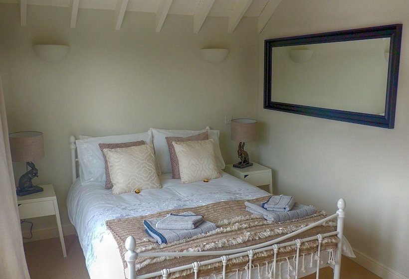 Cotswold Cottage Gems  Way Cottage