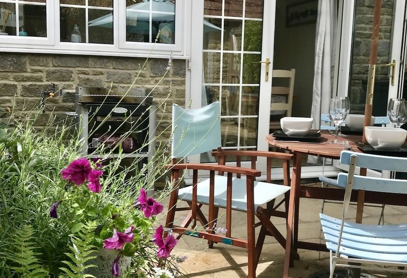 Cotswold Cottage Gems  Way Cottage