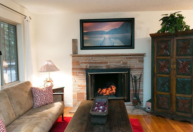 Desert Retreat Bungalow By Casago