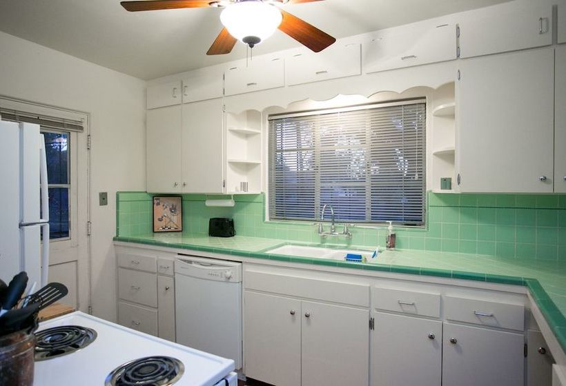 Desert Retreat Bungalow By Casago